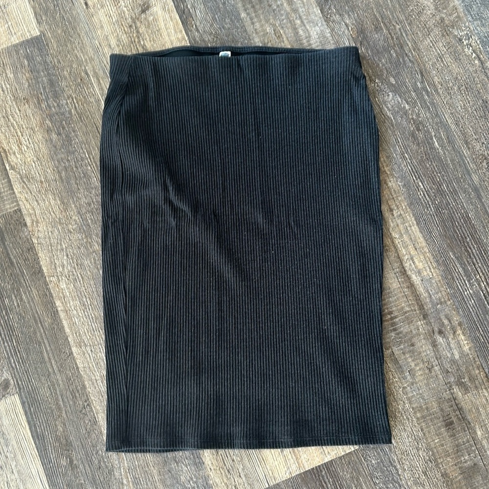 Gray Old Navy, ribbed, pencil skirt